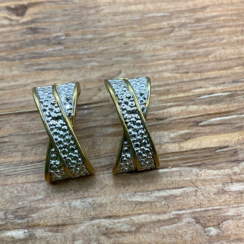 Avon Vintage Silver Gold Tone Cross Twist Faux Diamond Design Stud Earrings